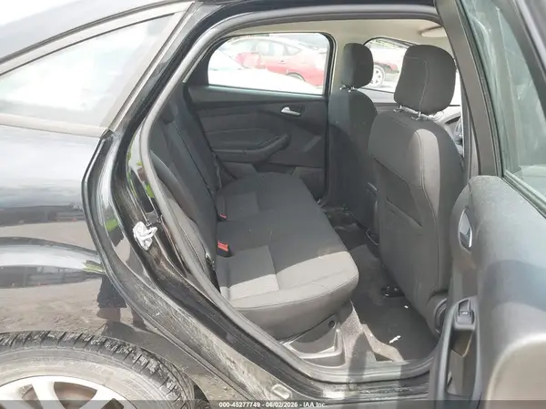 1FADP3F26JL327502 2018 FORD FOCUS - Image 8