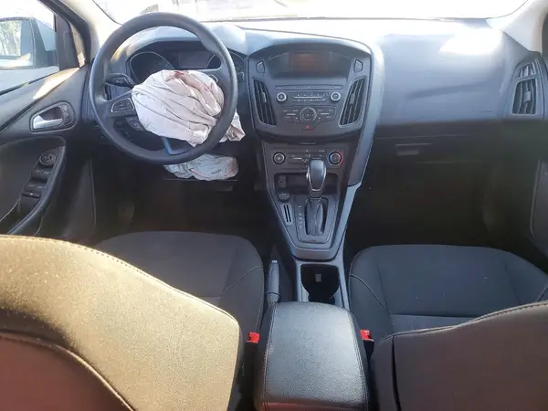 1FADP3F26JL327743 2018 FORD FOCUS - Image 8
