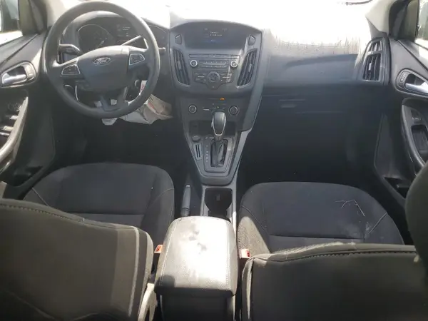1FADP3F26JL327953 2018 FORD FOCUS - Image 8