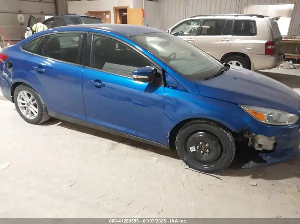 1FADP3F26JL330075 2018 FORD FOCUS - Image 1