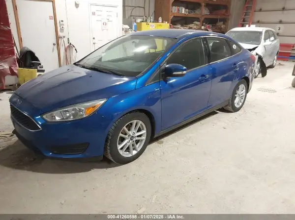 1FADP3F26JL330075 2018 FORD FOCUS - Image 2