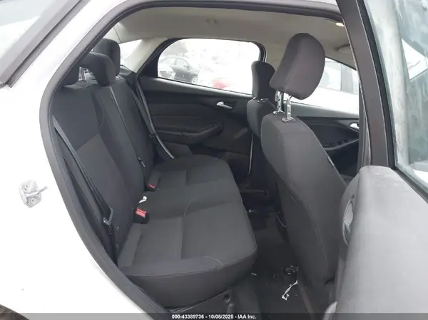 1FADP3F27GL205031 2016 FORD FOCUS - Image 8