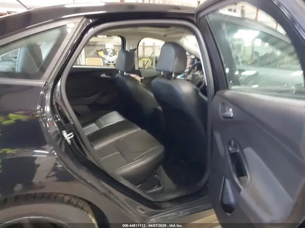 1FADP3F27GL212125 2016 FORD FOCUS - Image 8