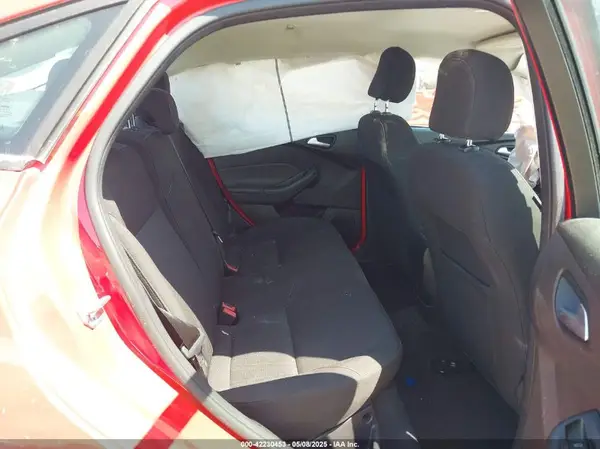 1FADP3F27GL212447 2016 FORD FOCUS - Image 8