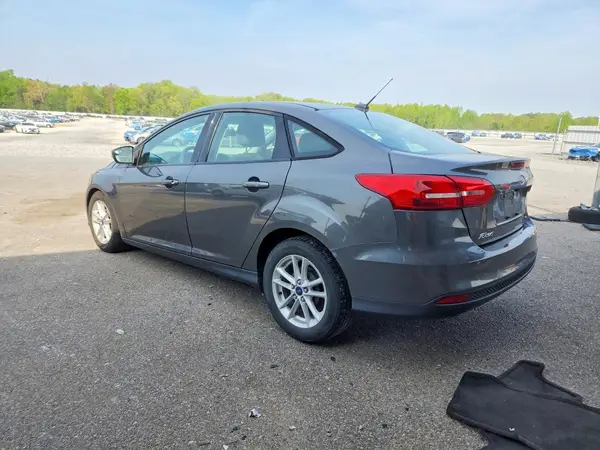 1FADP3F27GL226347 2016 FORD FOCUS - Image 2