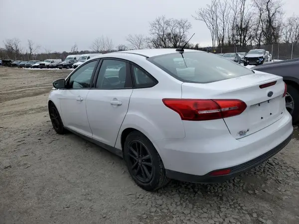 1FADP3F27GL239132 2016 FORD FOCUS - Image 2