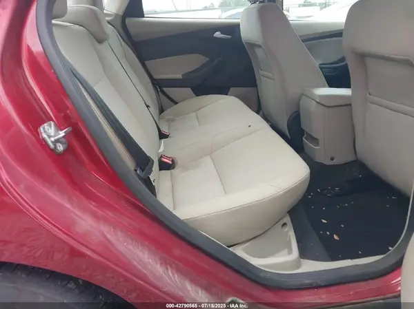 1FADP3F27GL241382 2016 FORD FOCUS - Image 8