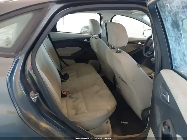 1FADP3F27GL241611 2016 FORD FOCUS - Image 8