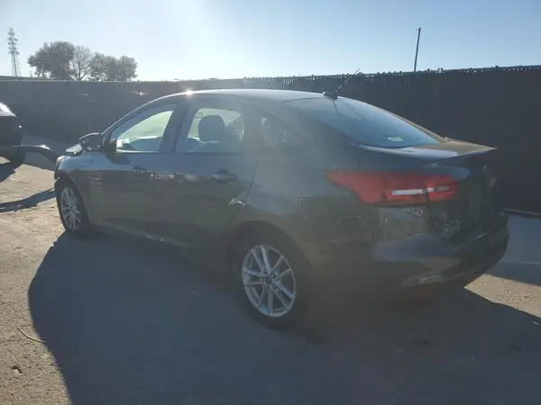 1FADP3F27GL242189 2016 FORD FOCUS - Image 2