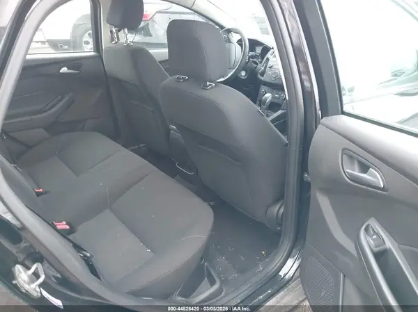 1FADP3F27GL243990 2016 FORD FOCUS - Image 8