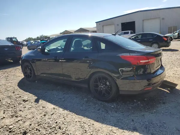 1FADP3F27GL248199 2016 FORD FOCUS - Image 2