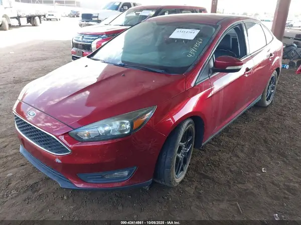 1FADP3F27GL256044 2016 FORD FOCUS - Image 2
