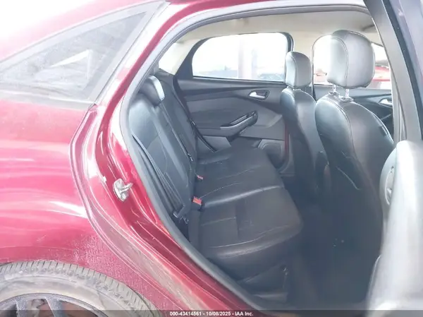 1FADP3F27GL256044 2016 FORD FOCUS - Image 8