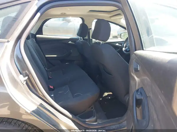 1FADP3F27GL261681 2016 FORD FOCUS - Image 8