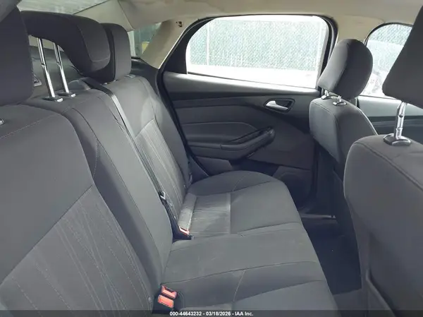1FADP3F27GL266847 2016 FORD FOCUS - Image 8