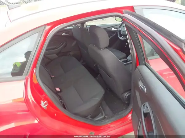 1FADP3F27GL268307 2016 FORD FOCUS - Image 8