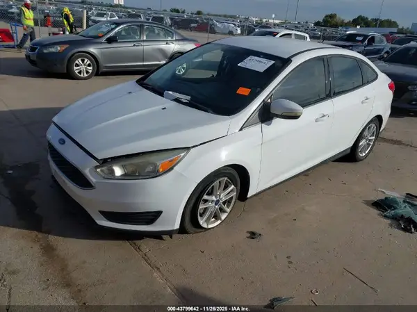 1FADP3F27GL271918 2016 FORD FOCUS - Image 2