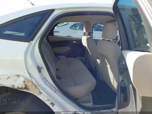 1FADP3F27GL271918 2016 FORD FOCUS - Image 8