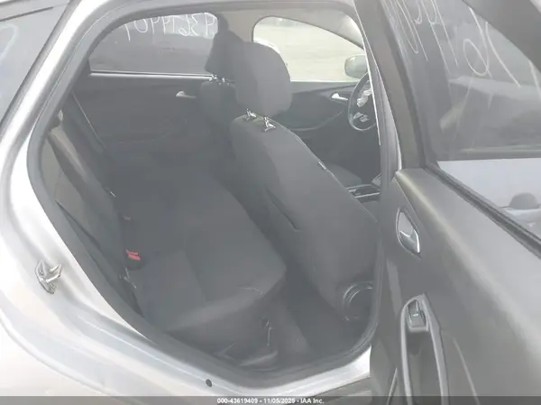 1FADP3F27GL273006 2016 FORD FOCUS - Image 8