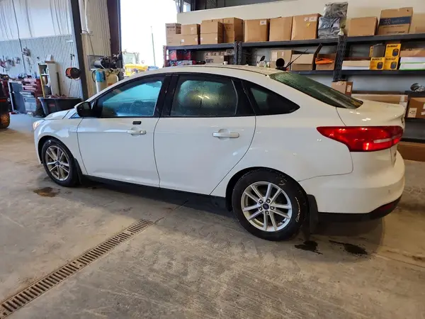 1FADP3F27GL282188 2016 FORD FOCUS - Image 2