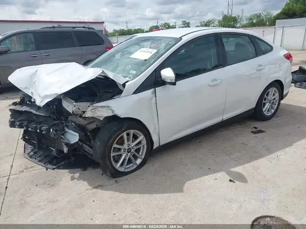 1FADP3F27GL310152 2016 FORD FOCUS - Image 2