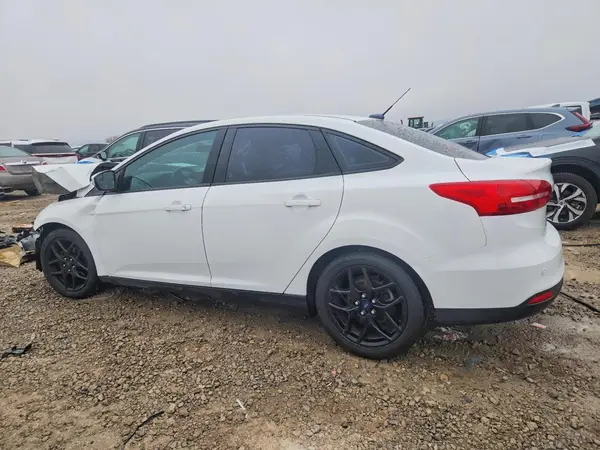 1FADP3F27GL310233 2016 FORD FOCUS - Image 2
