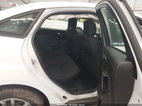 1FADP3F27GL350893 2016 FORD FOCUS - Image 8