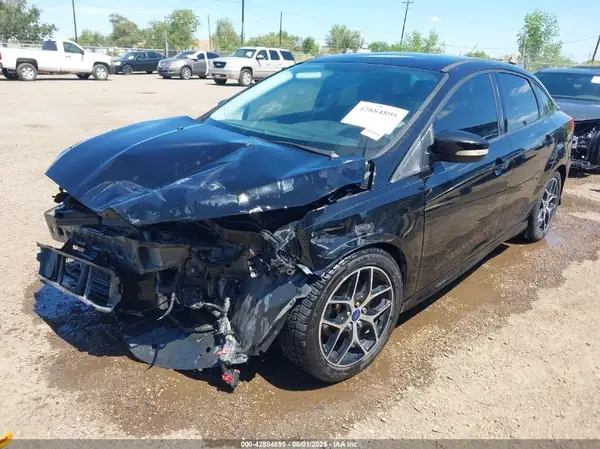 1FADP3F27GL360940 2016 FORD FOCUS - Image 2