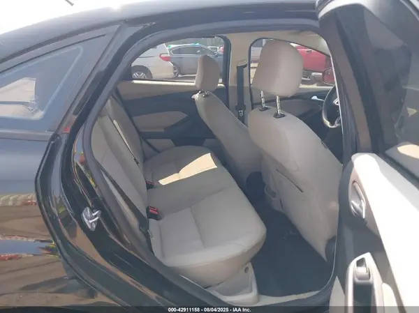 1FADP3F27GL376636 2016 FORD FOCUS - Image 8