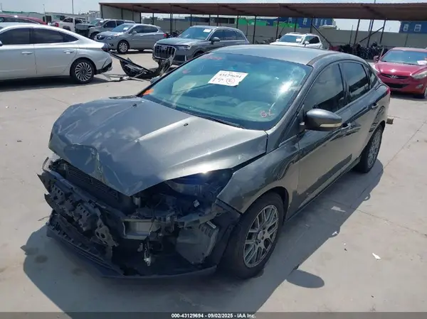 1FADP3F27GL378869 2016 FORD FOCUS - Image 2