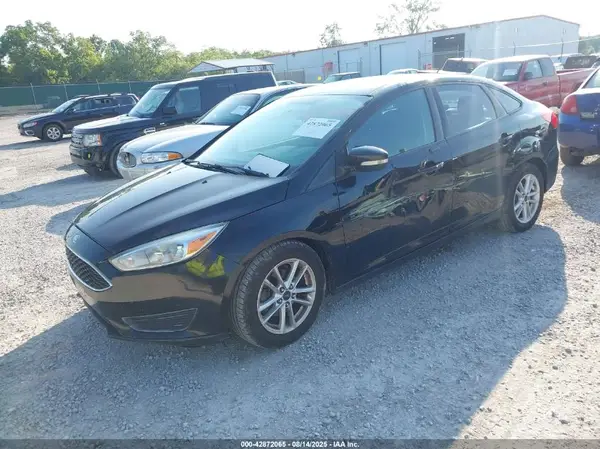 1FADP3F27GL381951 2016 FORD FOCUS - Image 2