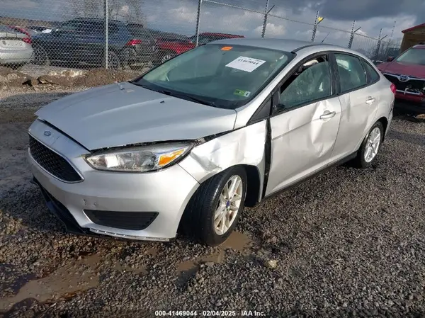 1FADP3F27GL385191 2016 FORD FOCUS - Image 2