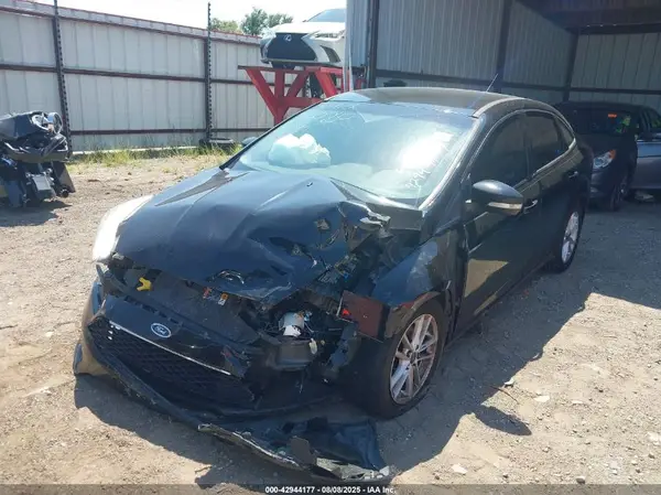 1FADP3F27GL390214 2016 FORD FOCUS - Image 2