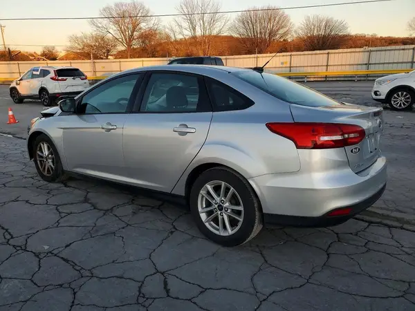 1FADP3F27GL392335 2016 FORD FOCUS - Image 2