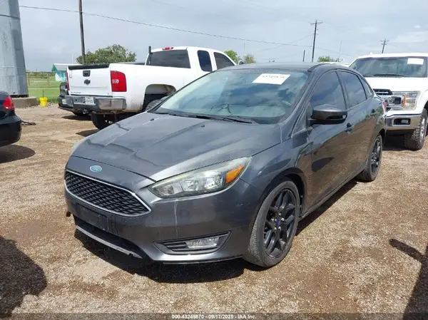 1FADP3F27GL395252 2016 FORD FOCUS - Image 2