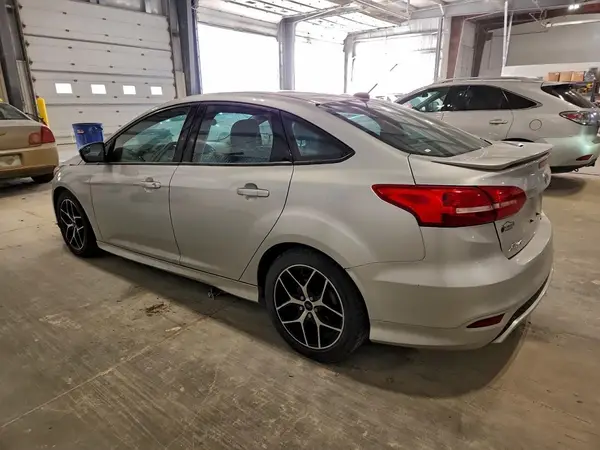 1FADP3F27GL398779 2016 FORD FOCUS - Image 2