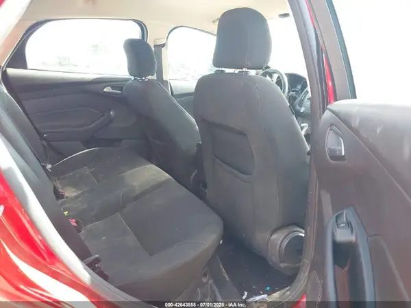 1FADP3F27GL402121 2016 FORD FOCUS - Image 8