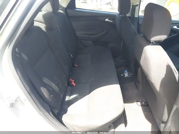 1FADP3F27HL217987 2017 FORD FOCUS - Image 8