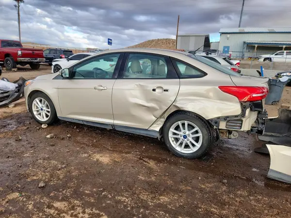 1FADP3F27HL222915 2017 FORD FOCUS - Image 2
