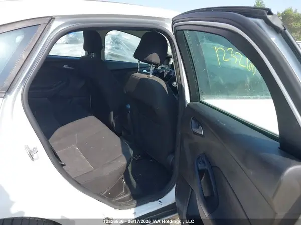 1FADP3F27HL226284 2017 FORD FOCUS - Image 8
