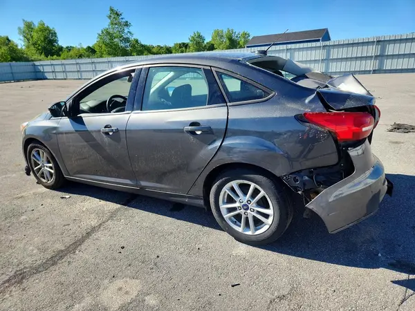 1FADP3F27HL227032 2017 FORD FOCUS - Image 2
