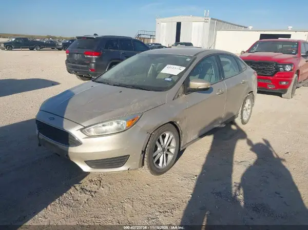 1FADP3F27HL229752 2017 FORD FOCUS - Image 2