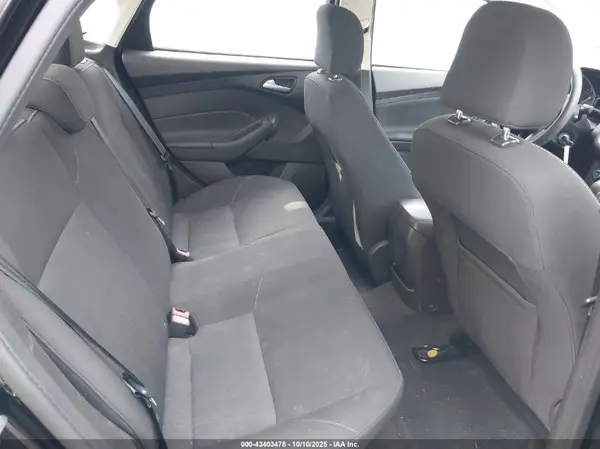 1FADP3F27HL234823 2017 FORD FOCUS - Image 8