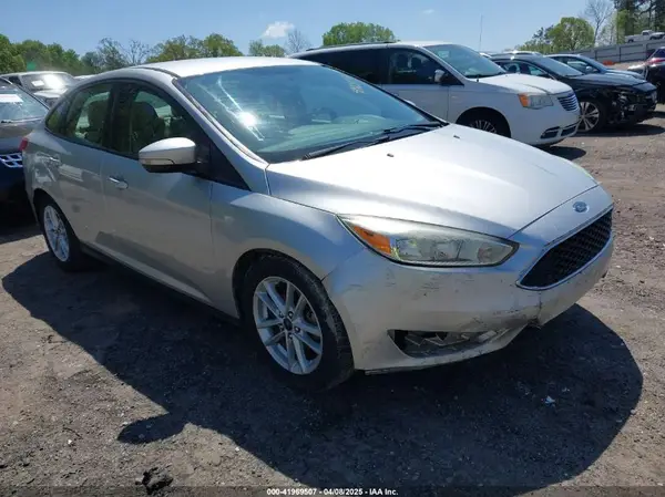 1FADP3F27HL240959 2017 FORD FOCUS - Image 1