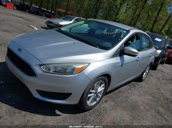 1FADP3F27HL240959 2017 FORD FOCUS - Image 2