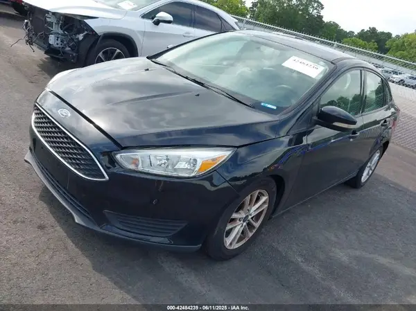 1FADP3F27HL241397 2017 FORD FOCUS - Image 2