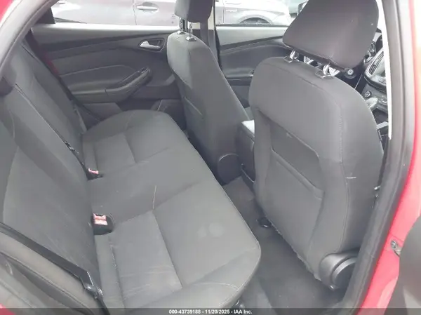 1FADP3F27HL252481 2017 FORD FOCUS - Image 8