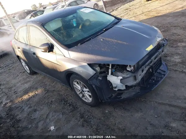 1FADP3F27HL258992 2017 FORD FOCUS - Image 1
