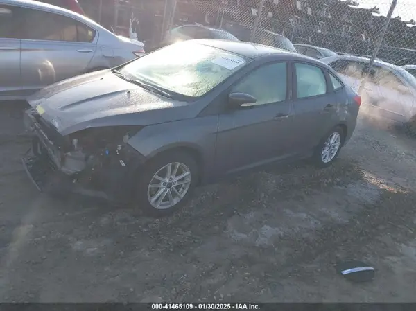 1FADP3F27HL258992 2017 FORD FOCUS - Image 2