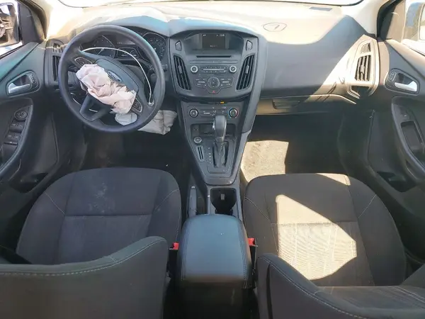 1FADP3F27HL261729 2017 FORD FOCUS - Image 8